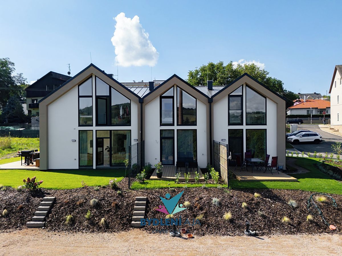 Prodej rodinného domu 122 m², pozemek 300 m²