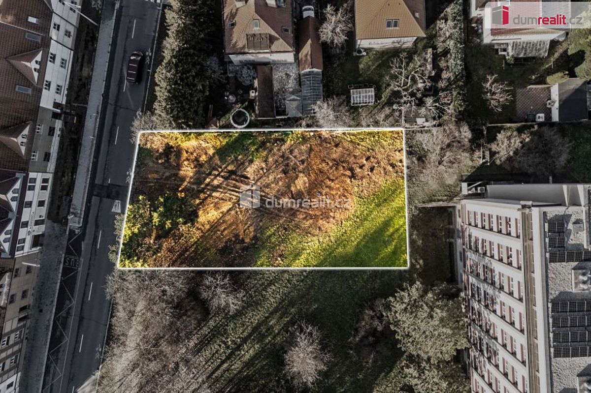 Prodej stavebního pozemku 909 m² – fotografie 3