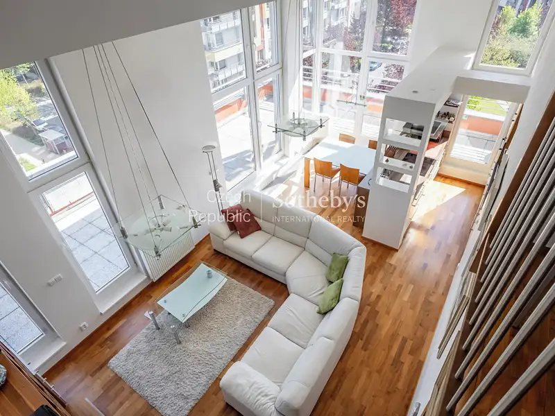 Prodej bytu 4+kk 121 m², Praha – náhled fotky 1