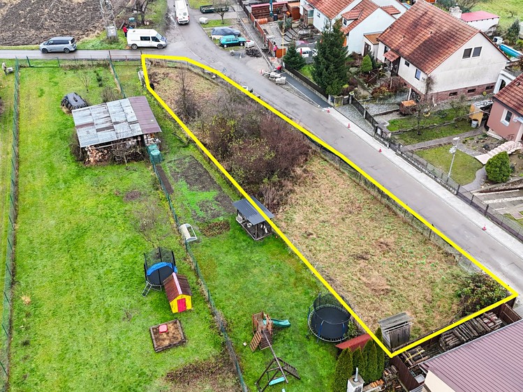 Grundstück zum Kauf, 477 m² (1 von 9)