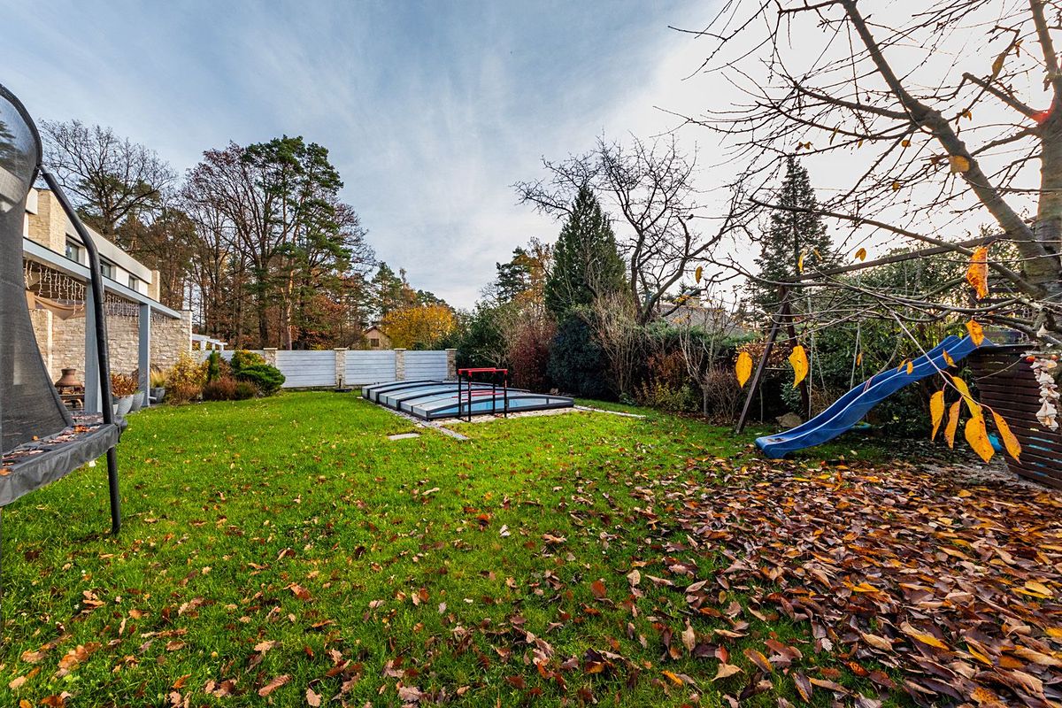Prodej rodinného domu 199 m², pozemek 600 m² – fotografie 4