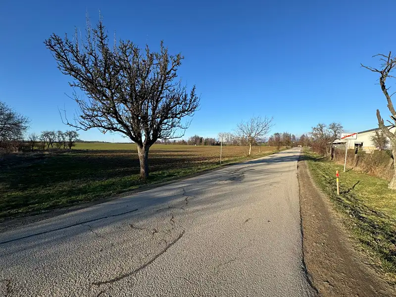 Prodej komerčního pozemku 13302 m², Moravské Budějovice – náhled fotky 3