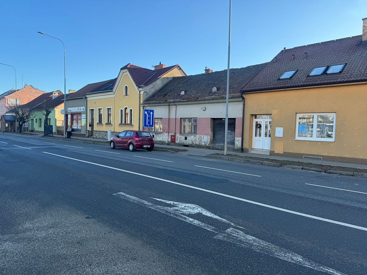 Prodej rodinného domu 154 m², pozemek 1165 m² – fotografie 3