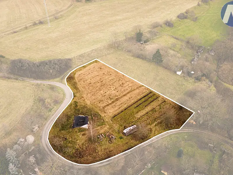 Prodej stavebního pozemku 3733 m², Volyně – náhled fotky 1