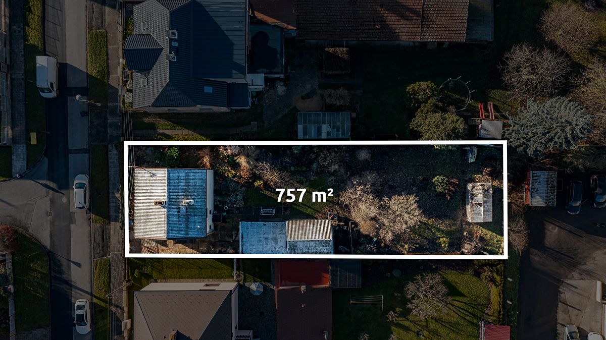Prodej rodinného domu 190 m², pozemek 757 m² – fotografie 3