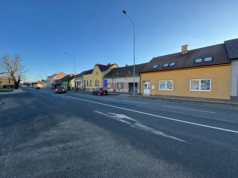 Prodej rodinného domu 154 m², pozemek 1165 m², Moravské Budějovice – náhled fotky 1