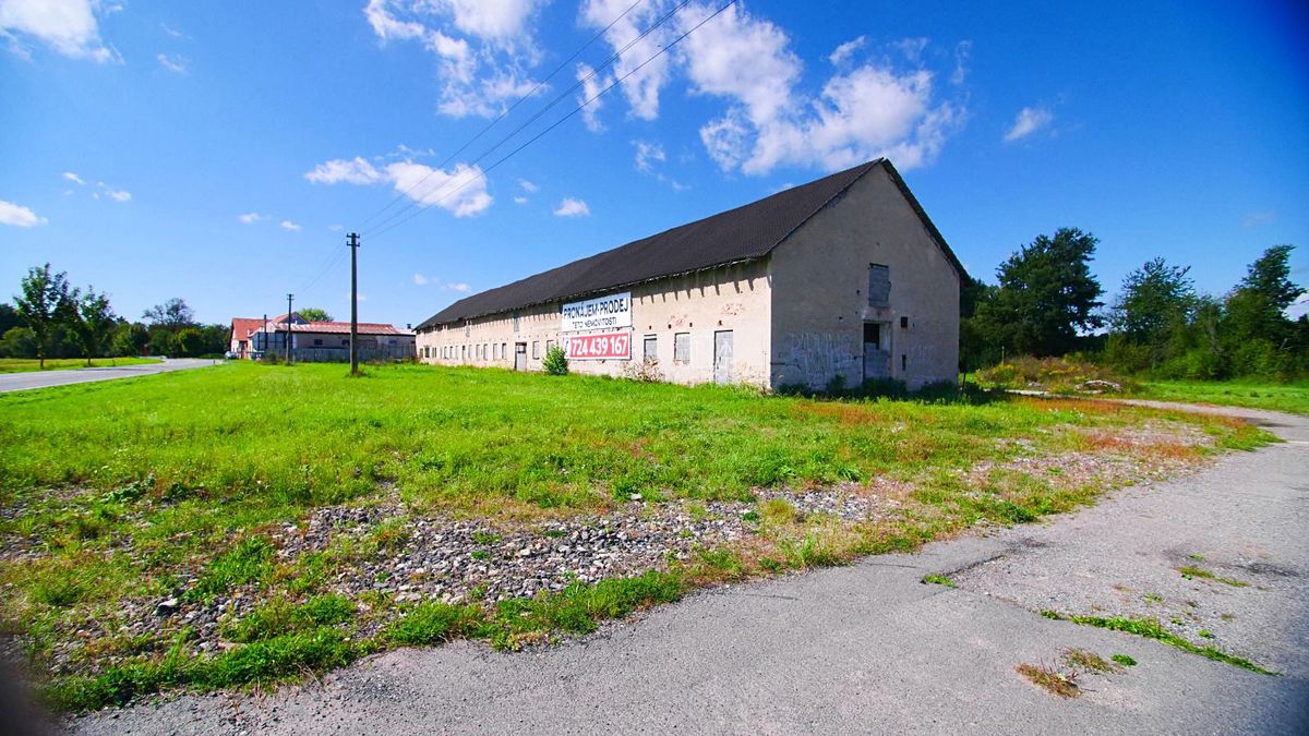 Prodej skladového prostoru 10000 m²