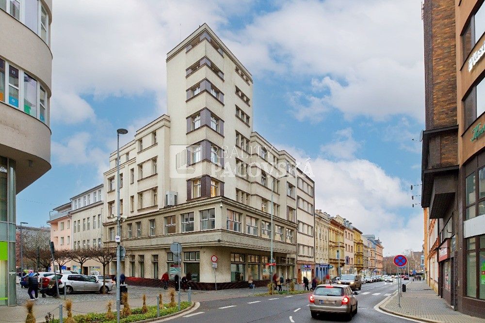 Pronájem obchodního prostoru 127 m²