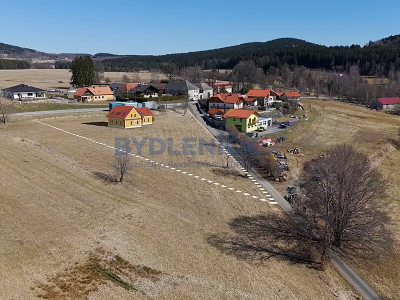 Prodej komerčního pozemku 4291 m², Horní Planá – náhled fotky 3