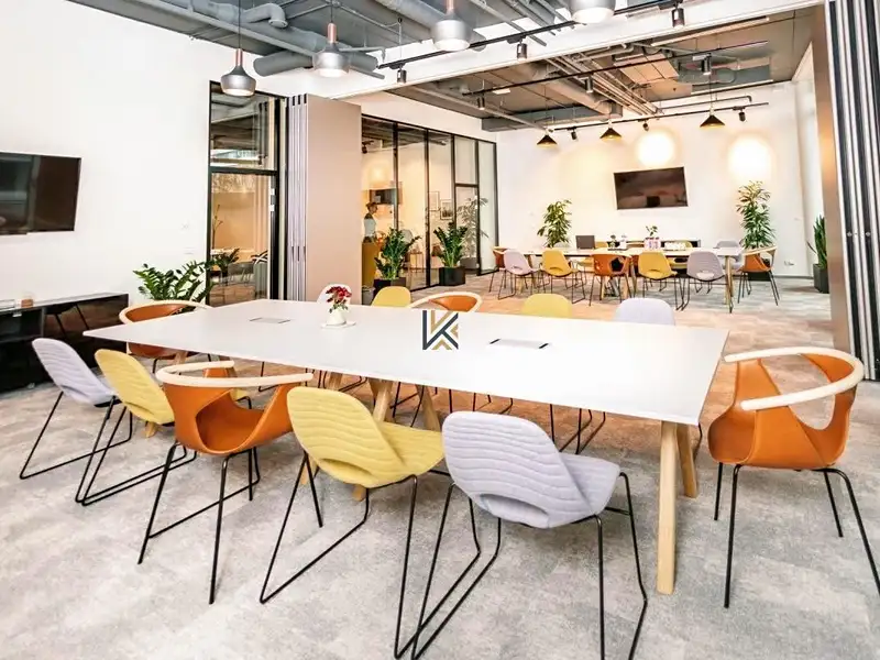 Pronájem kanceláře 256 m², Praha – náhled fotky 3