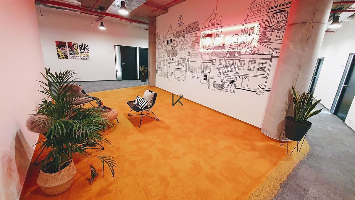 Pronájem kanceláře 365 m² – fotografie 3