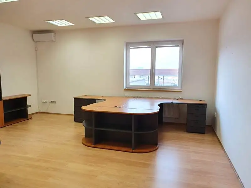 Pronájem kanceláře 32 m², Olomouc – náhled fotky 2