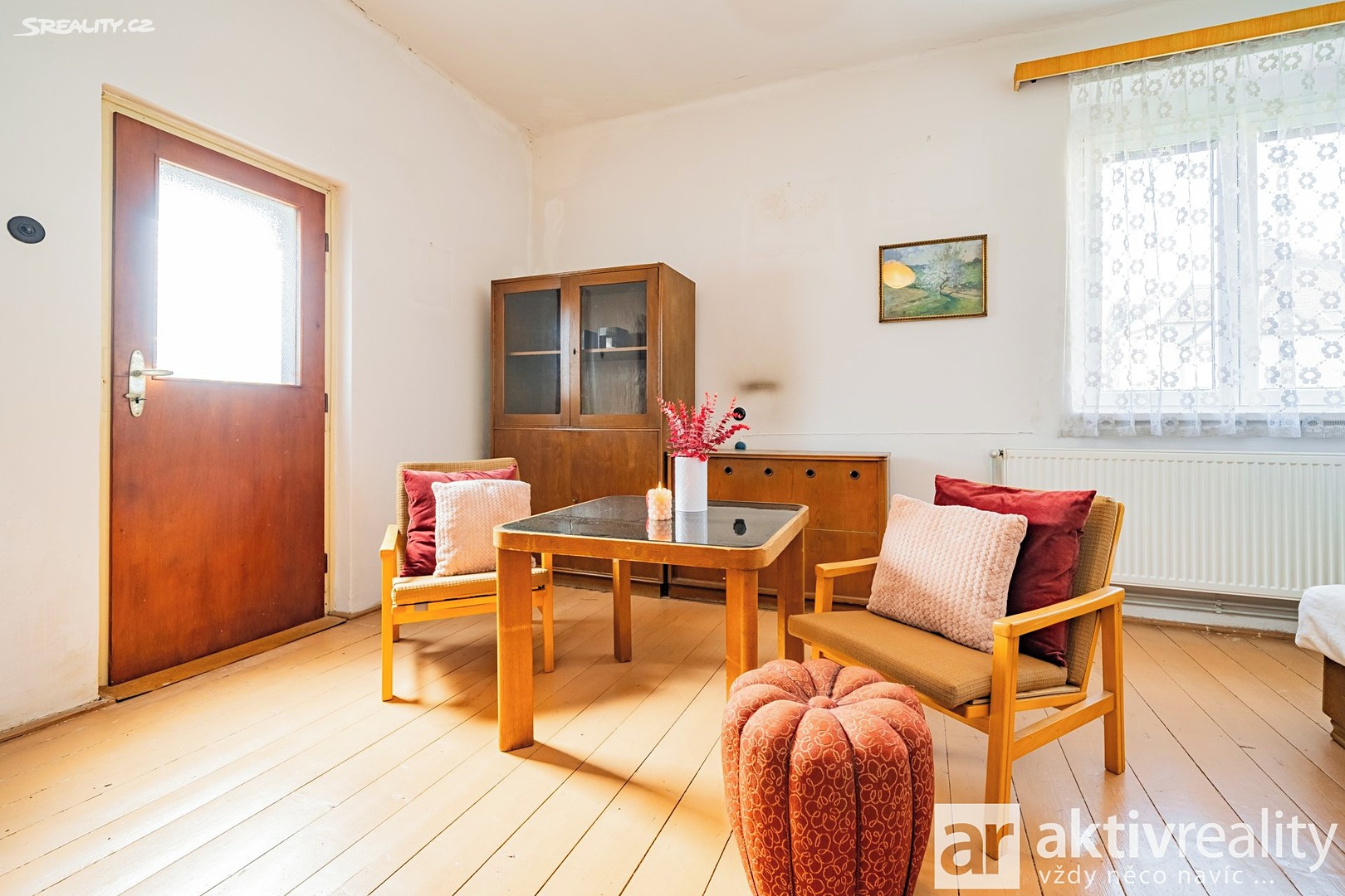 Prodej  vily 233 m², pozemek 557 m² – pohled 2