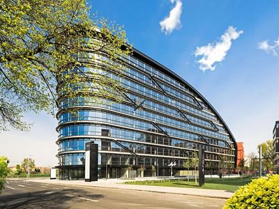 Pronájem kanceláře 755 m²