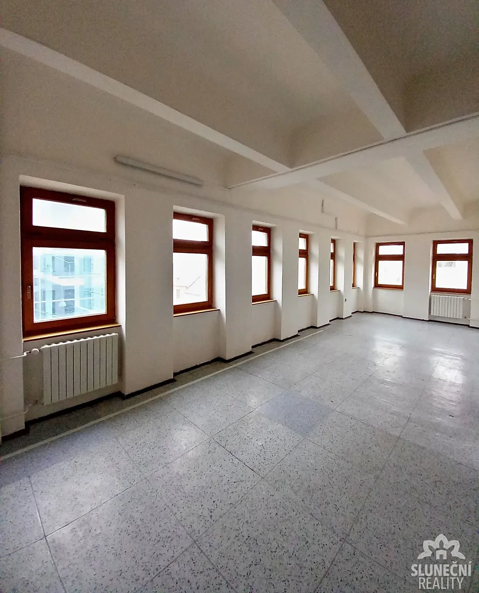 Pronájem kanceláře 32 m²