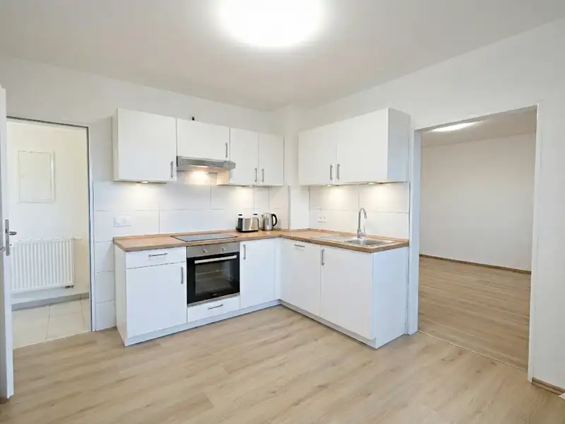 Prodej bytu 3+1 87 m², Horšovský Týn – náhled fotky 1