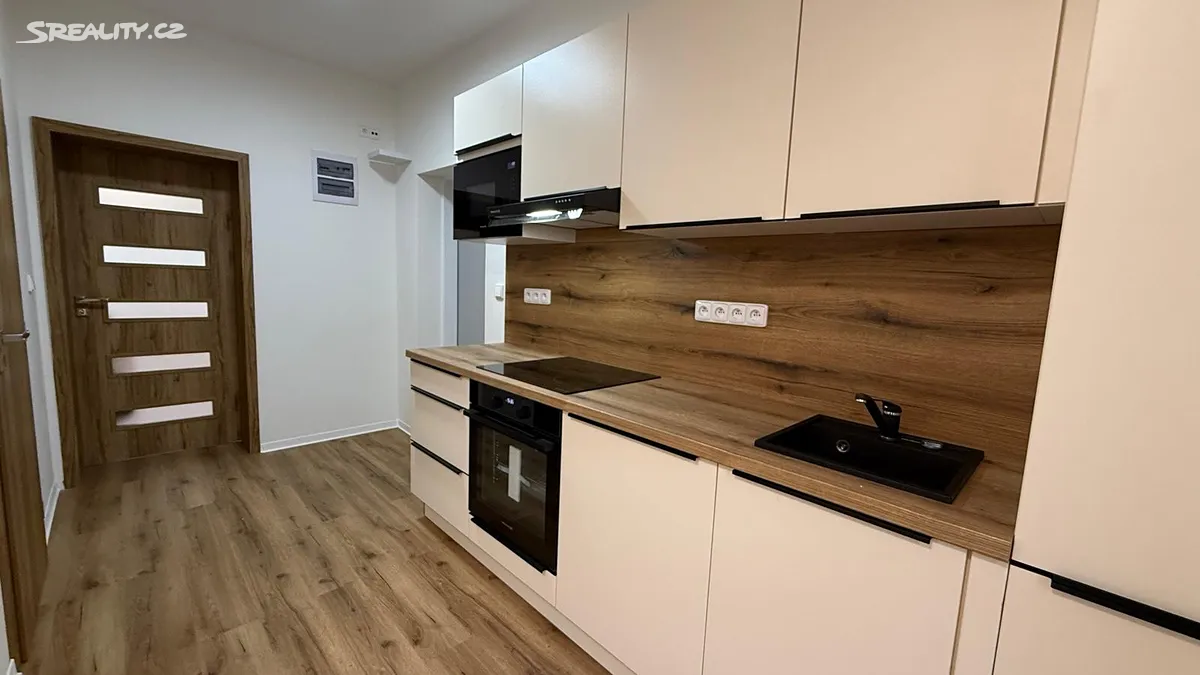 Pronájem bytu 2+1 52 m², Ústí nad Labem