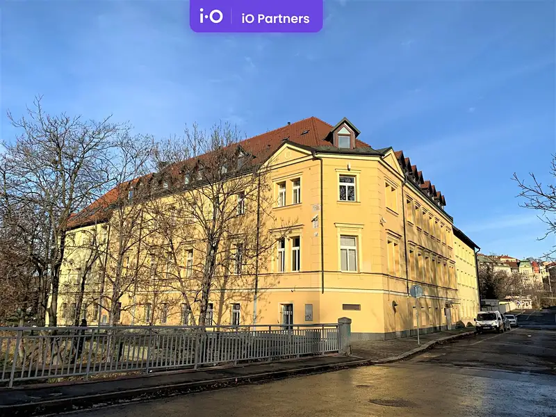 Pronájem kanceláře 526 m², Praha – náhled fotky 1