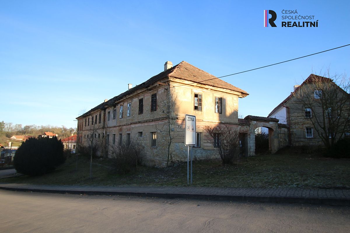 Prodej rodinného domu 618 m², pozemek 3191 m² – fotografie 4