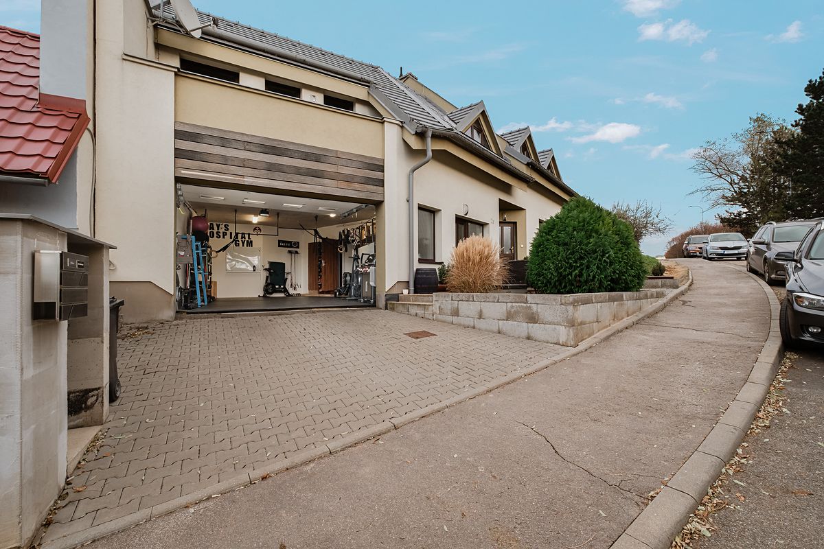 Prodej bytu 4+kk 183 m² – fotografie 3