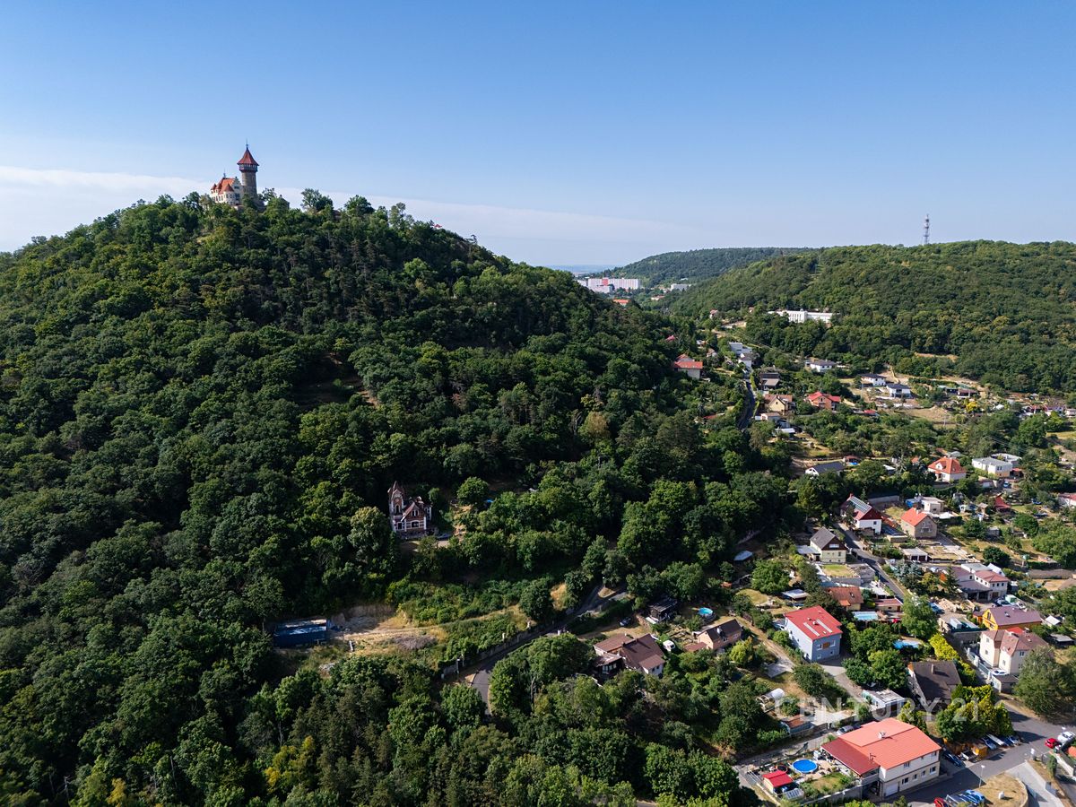 Prodej stavebního pozemku 1892 m² – fotografie 4