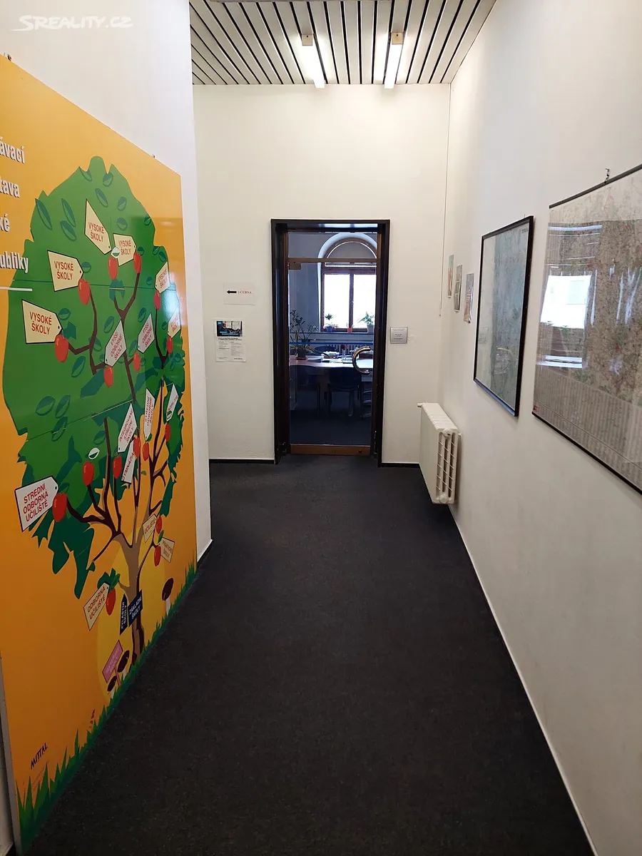 Pronájem kanceláře 212 m² – pohled 6