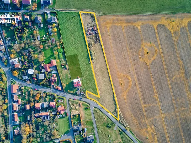 Prodej stavebního pozemku 8878 m², Olšovec – náhled fotky 1