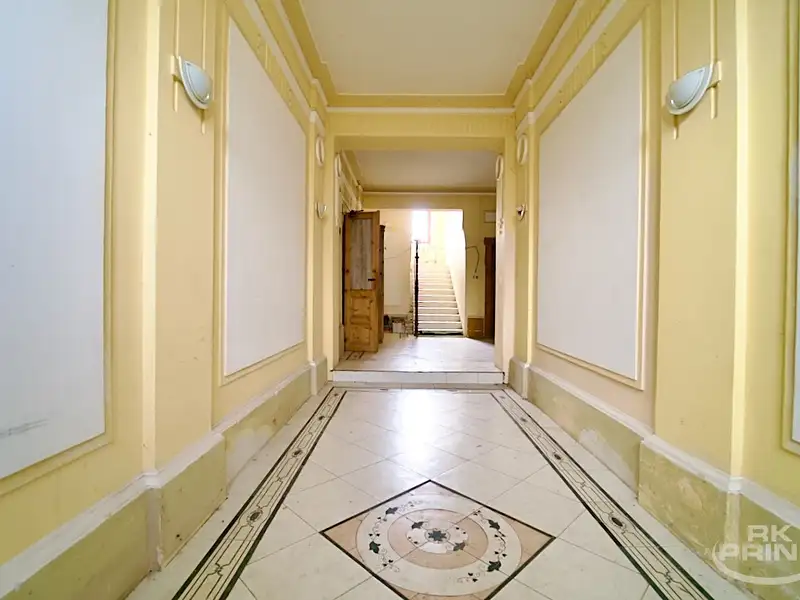Prodej rodinného domu 657 m², pozemek 891 m², Hrobce – náhled fotky 3