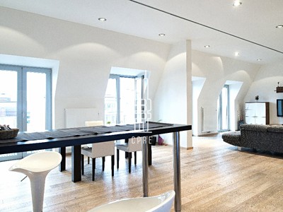 Pronájem kanceláře 191 m² — photo 2