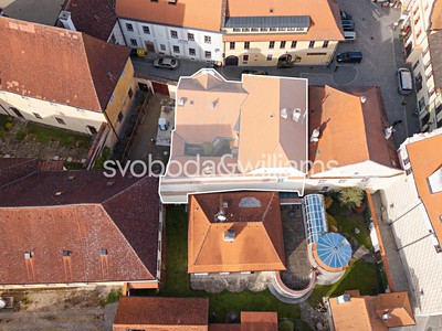 Prodej  rodinného domu 850 m², pozemek 331 m² — photo 2
