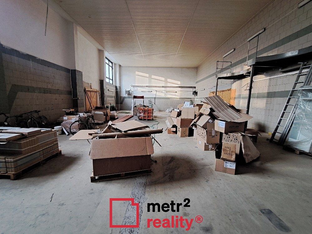 Pronájem skladového prostoru 220 m² – fotografie 2
