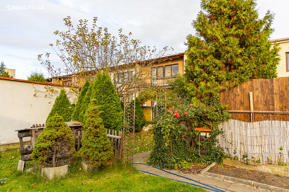 Prodej  vícegeneračního domu 180 m², pozemek 346 m² – pohled 5