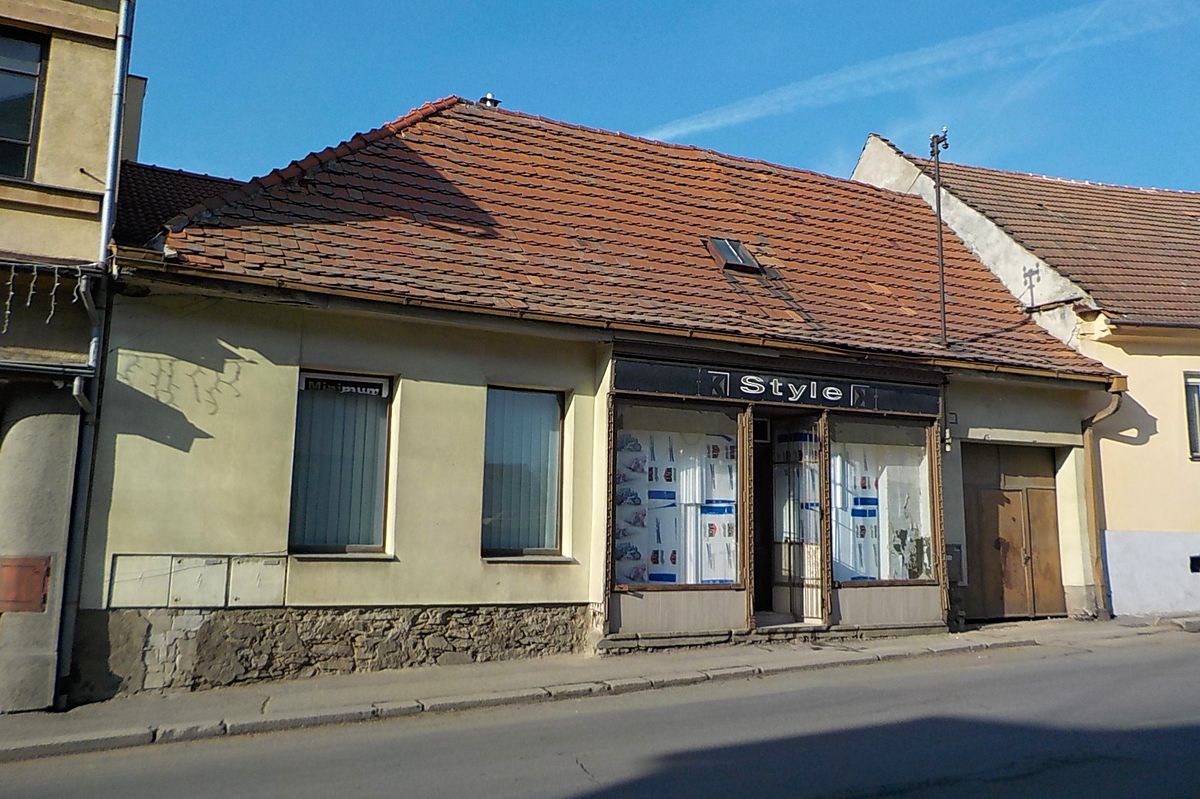 Prodej rodinného domu 192 m², pozemek 439 m²