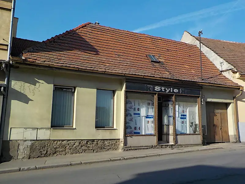 Prodej rodinného domu 192 m², pozemek 439 m², Pacov – náhled fotky 1