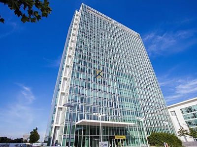 Pronájem kanceláře 462 m²