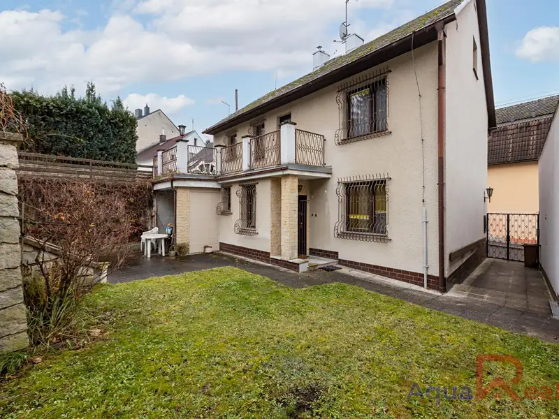 Prodej vícegeneračního domu 290 m², pozemek 1076 m², Karlovy Vary – náhled fotky 1