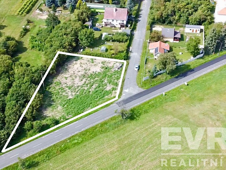 Prodej pozemku, 975 m² (5 z 9)