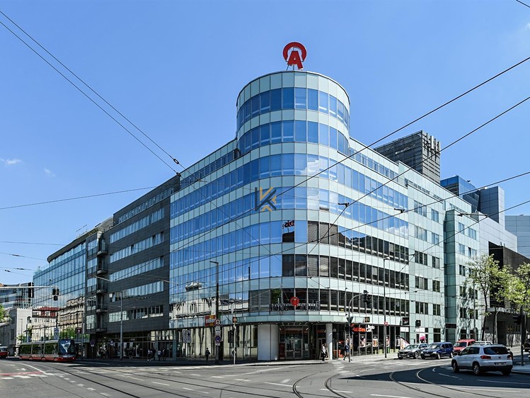 Gewerbefläche zur Miete, 439 m² (1 von 11)