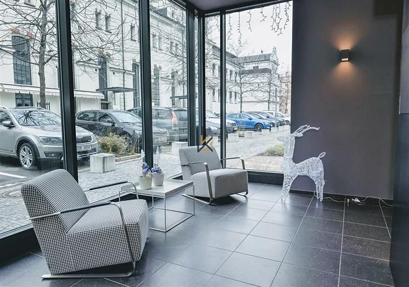 Pronájem kanceláře 540 m² – fotografie 3