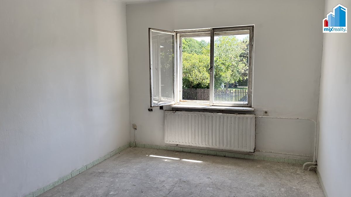 Prodej rodinného domu 87 m², pozemek 885 m² – fotografie 5