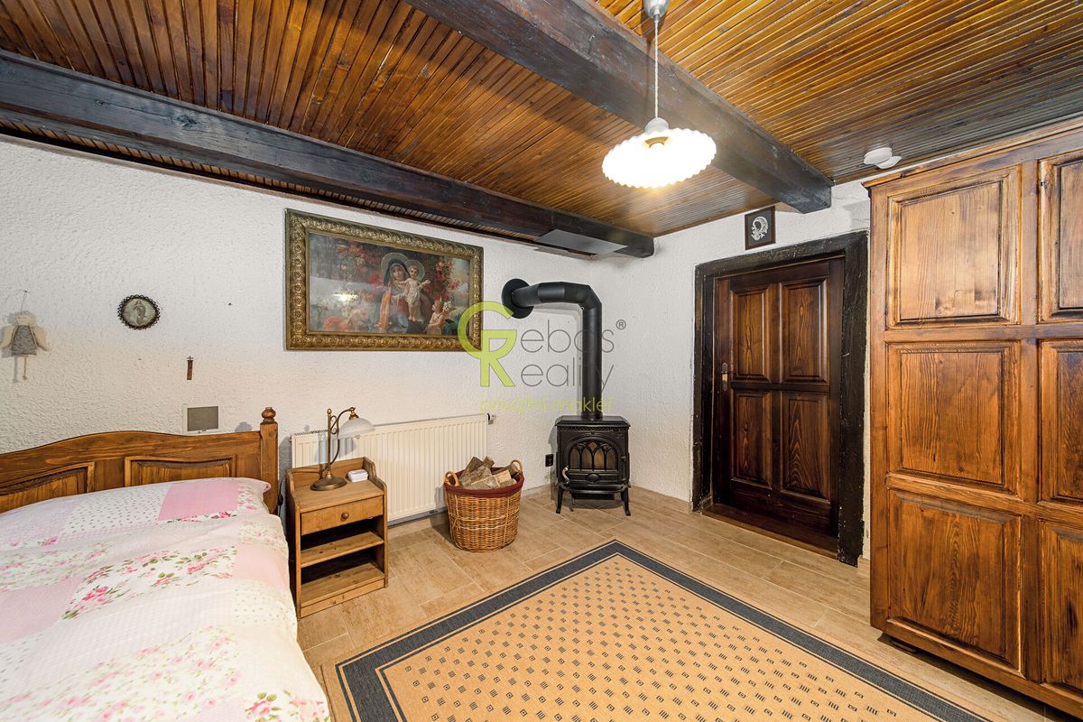 Prodej rodinného domu 130 m², pozemek 4168 m² – fotografie 5