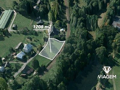 Prodej pole 1208 m²