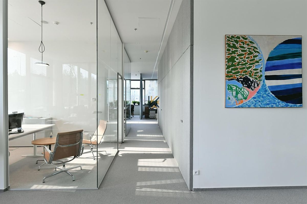 Pronájem kanceláře 531 m² – fotografie 3