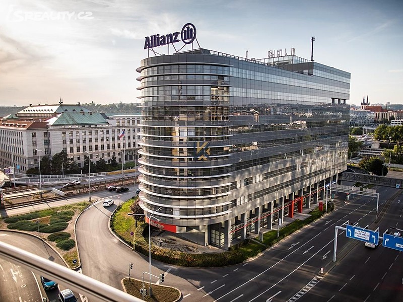 Pronájem kanceláře 1 063 m², Praha