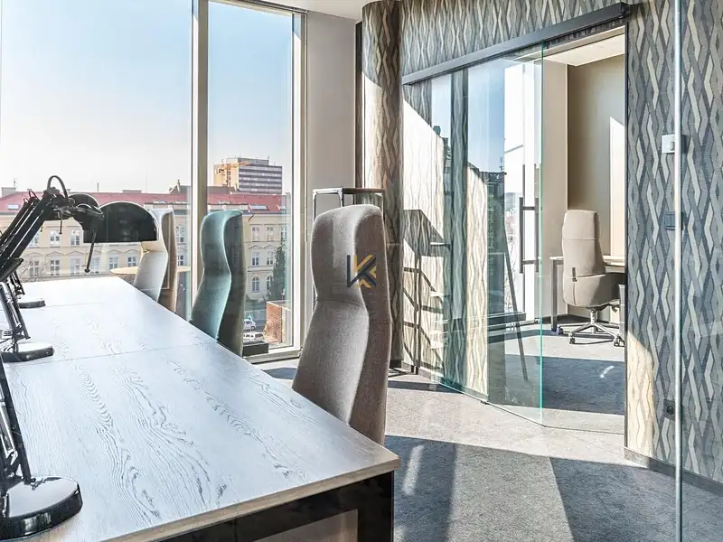 Pronájem kanceláře 47 m², Praha – náhled fotky 1