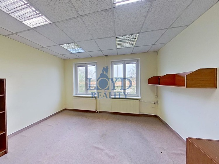 Pronájem komerčního prostoru, 30 m² (32 z 40)
