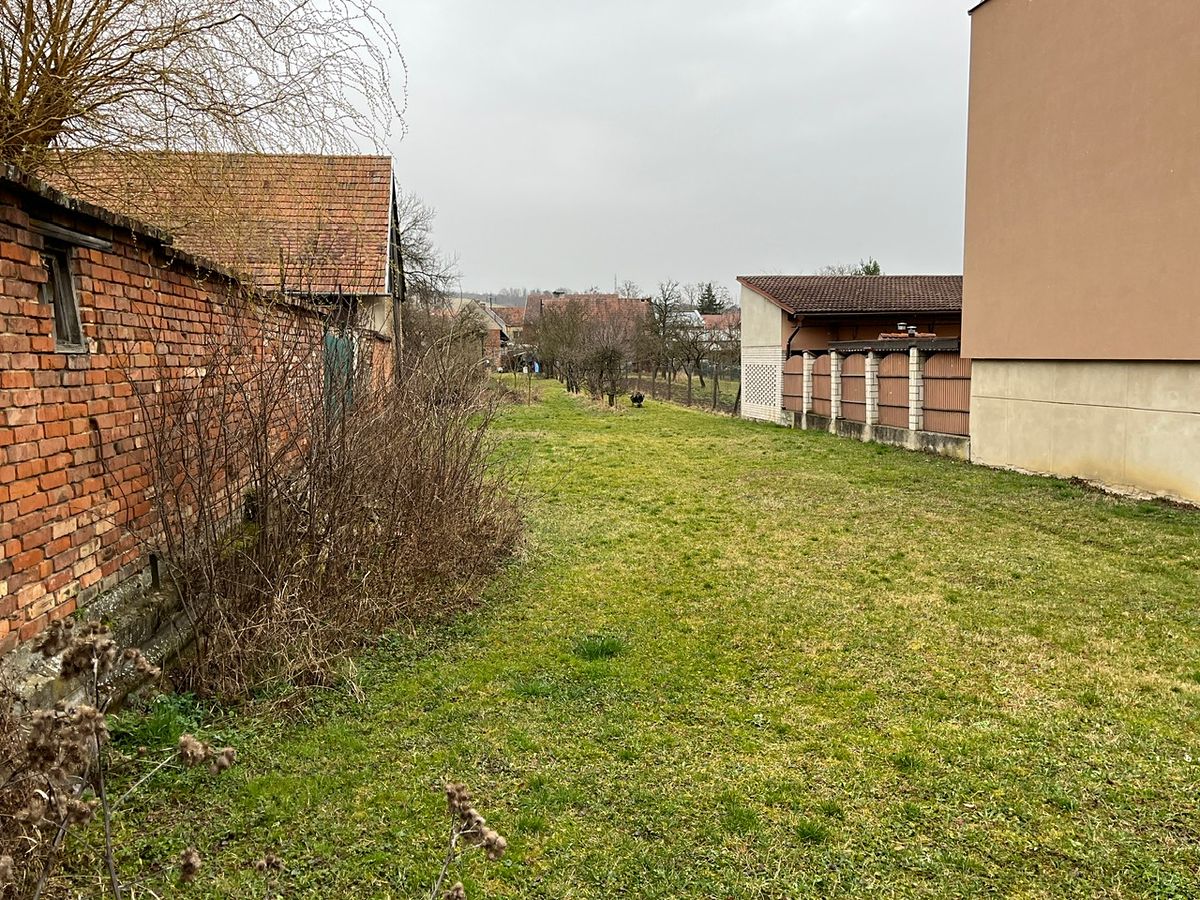 Prodej stavebního pozemku 642 m²