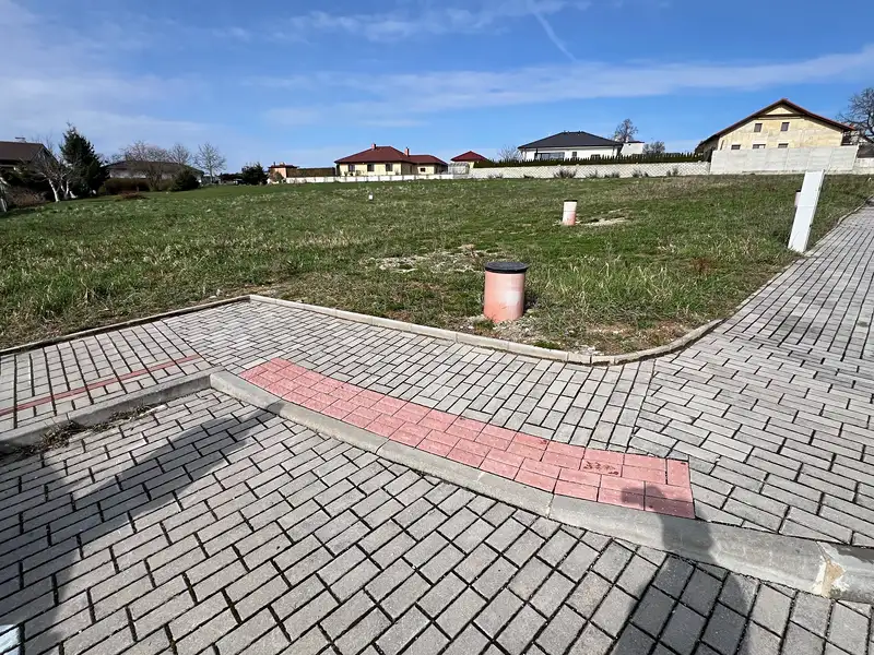 Prodej stavebního pozemku 882 m², Rudolfov – náhled fotky 2