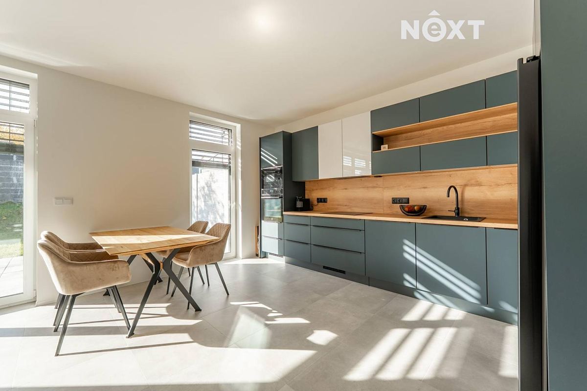 Prodej rodinného domu 97 m², pozemek 908 m² – fotografie 5