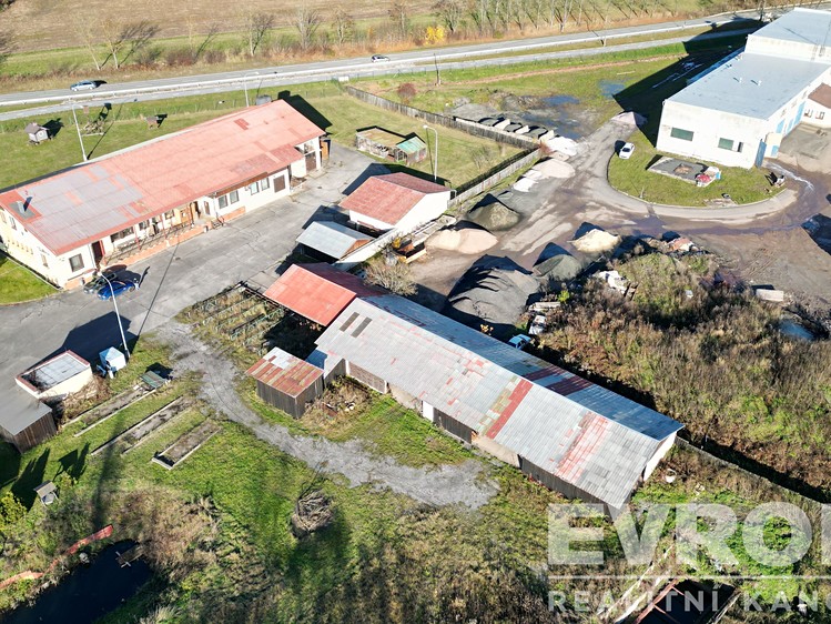 Комерційне приміщення на продаж, 740 м² (2 з 18)
